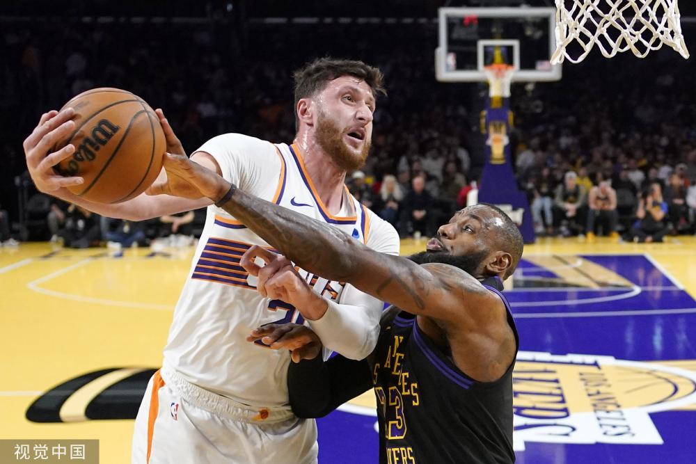 通过提供高 通过提供高